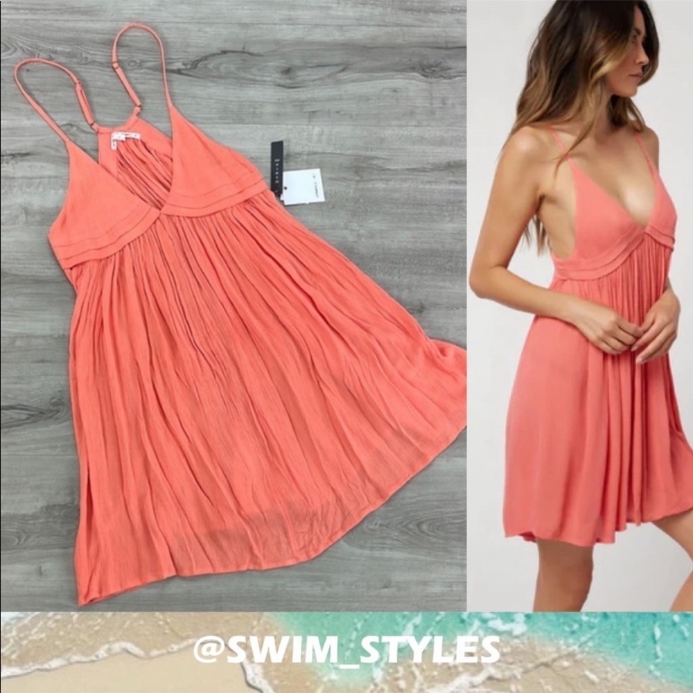 ☀️O’NIELL☀️ SALTWATER SOLIDS TANK DRESS COVER UP